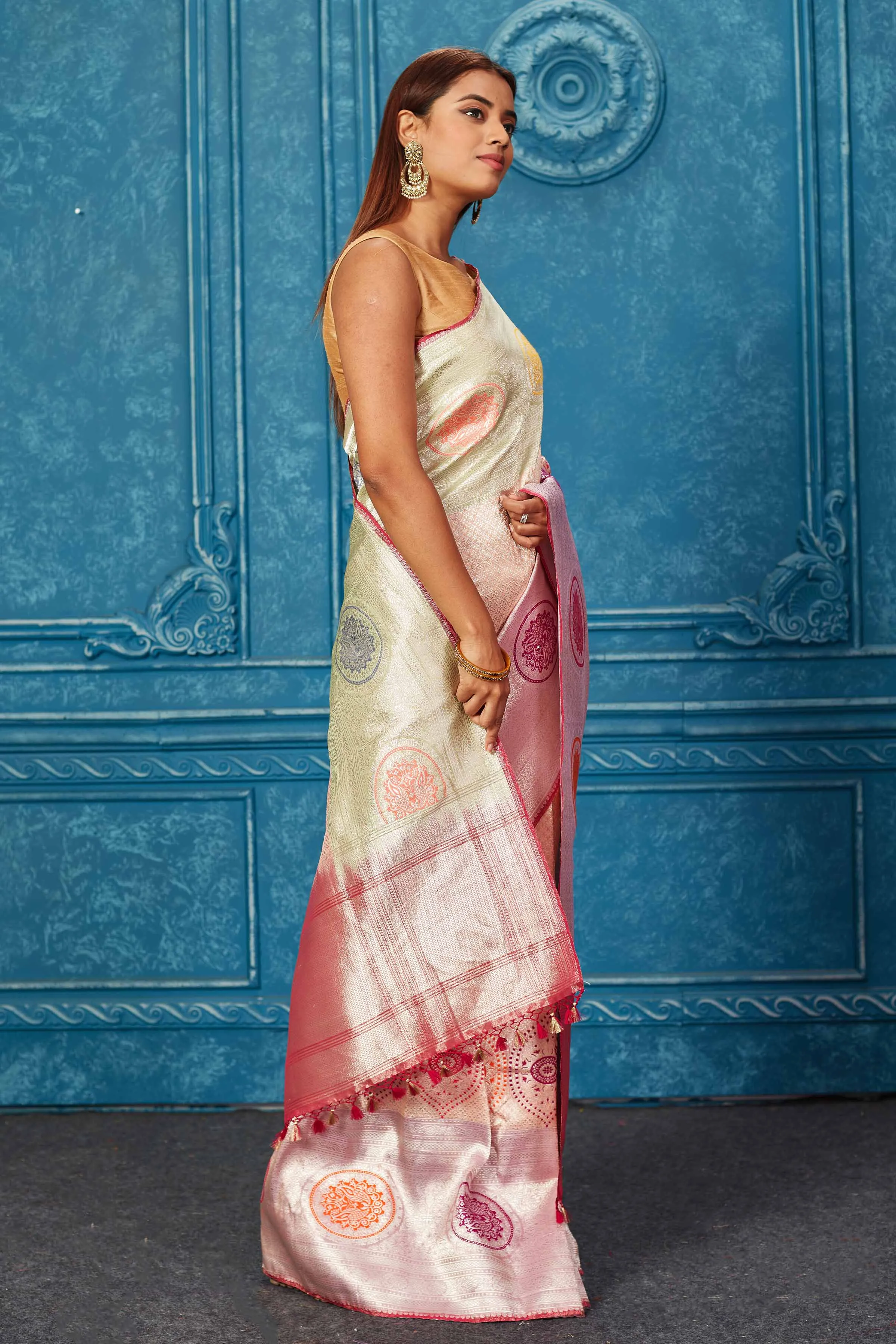 91A218 Cream and Pink Heavy Banarasi Saree