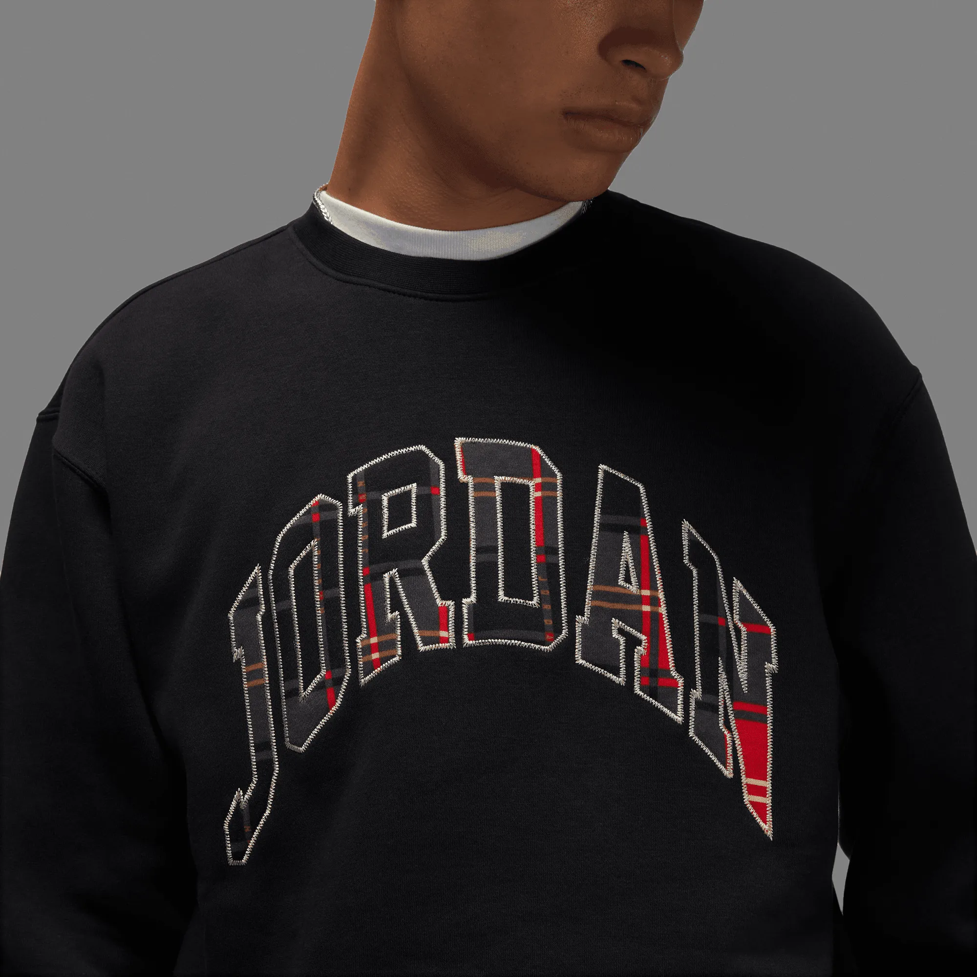 Air Jordan Mens Essential Holiday Fleece Crew