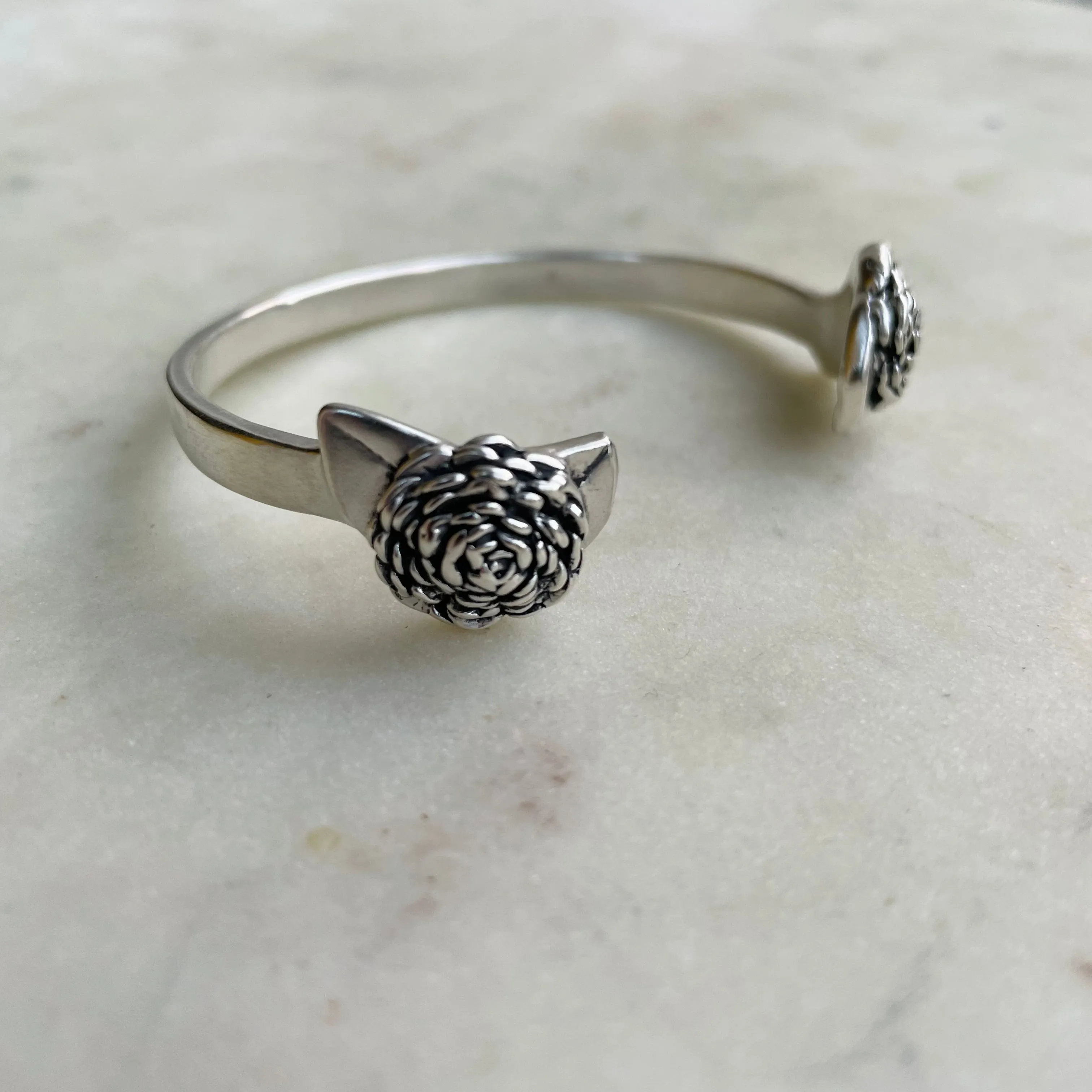 CAMELLIA CUFF