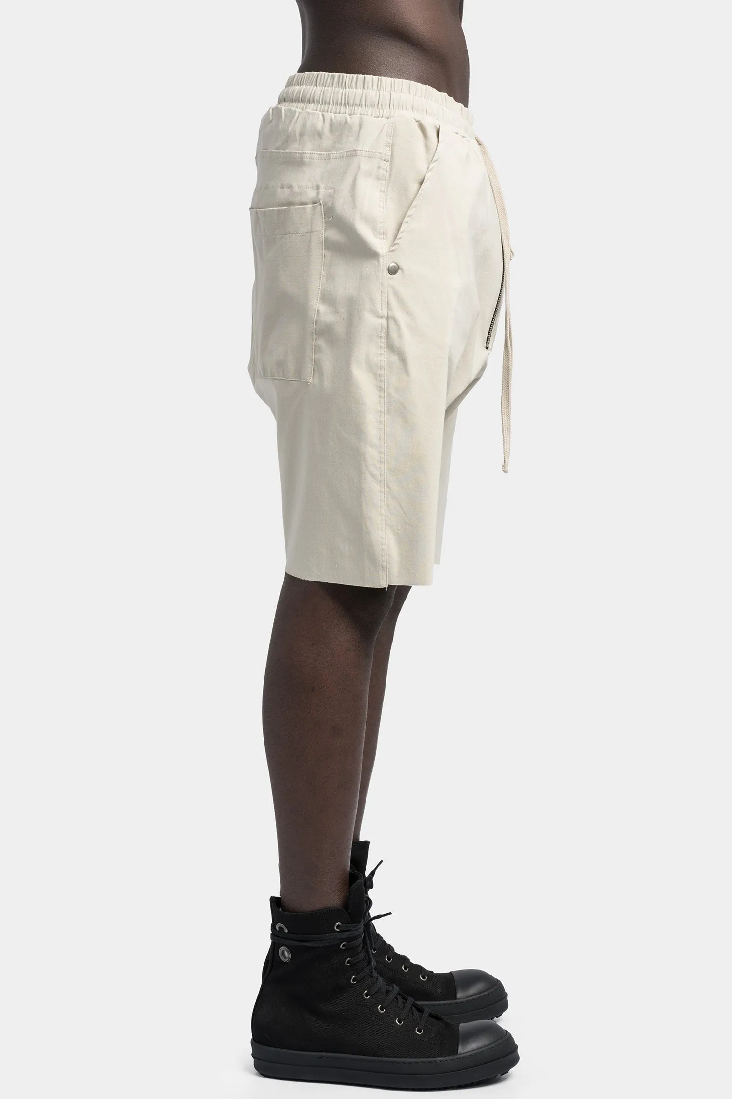 Front zip shorts, Sand shell