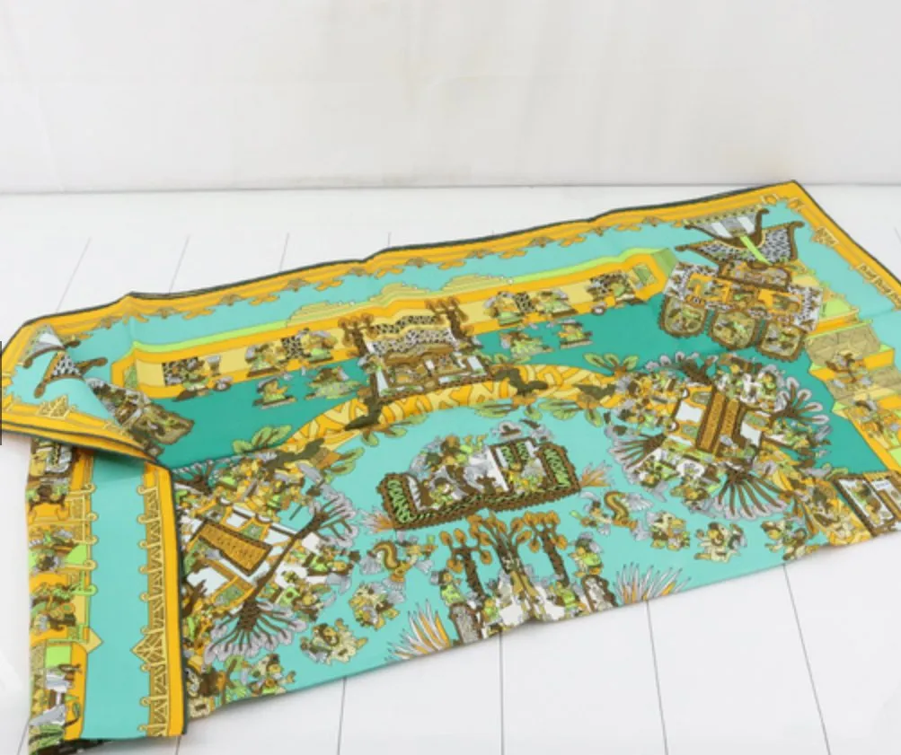 HERMES Carre 90 ASTRES et SOLEILS Scarf Silk Green