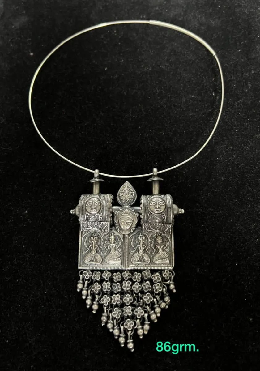 Hindu God Ganesh and Goddess Laxmi 925 Sterling Silver Flower Design Wire Hasli Necklace, Antique Vintage Ethnic Jewelry, Nickel-Free