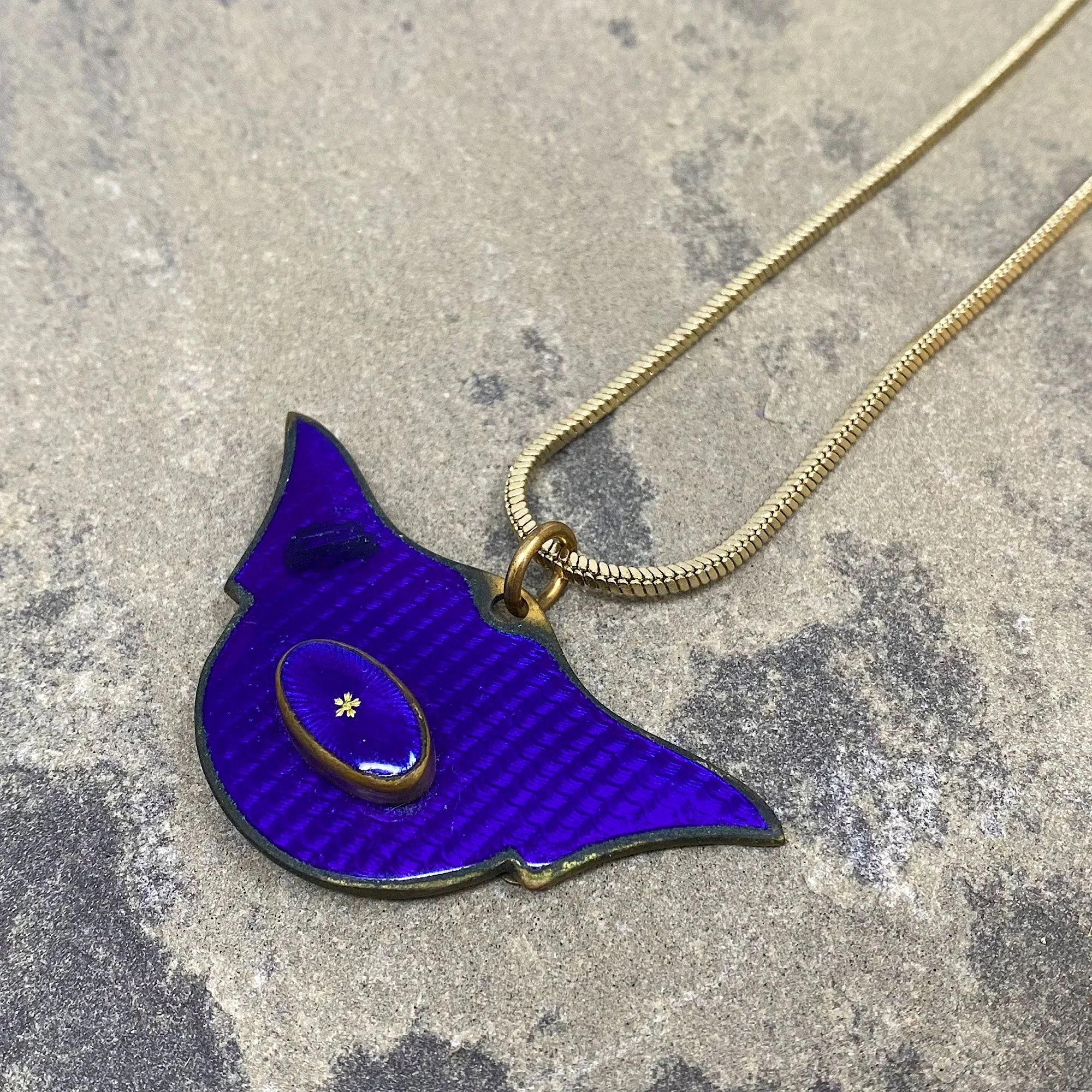 KNOX Art Deco blue enamel pendant necklace