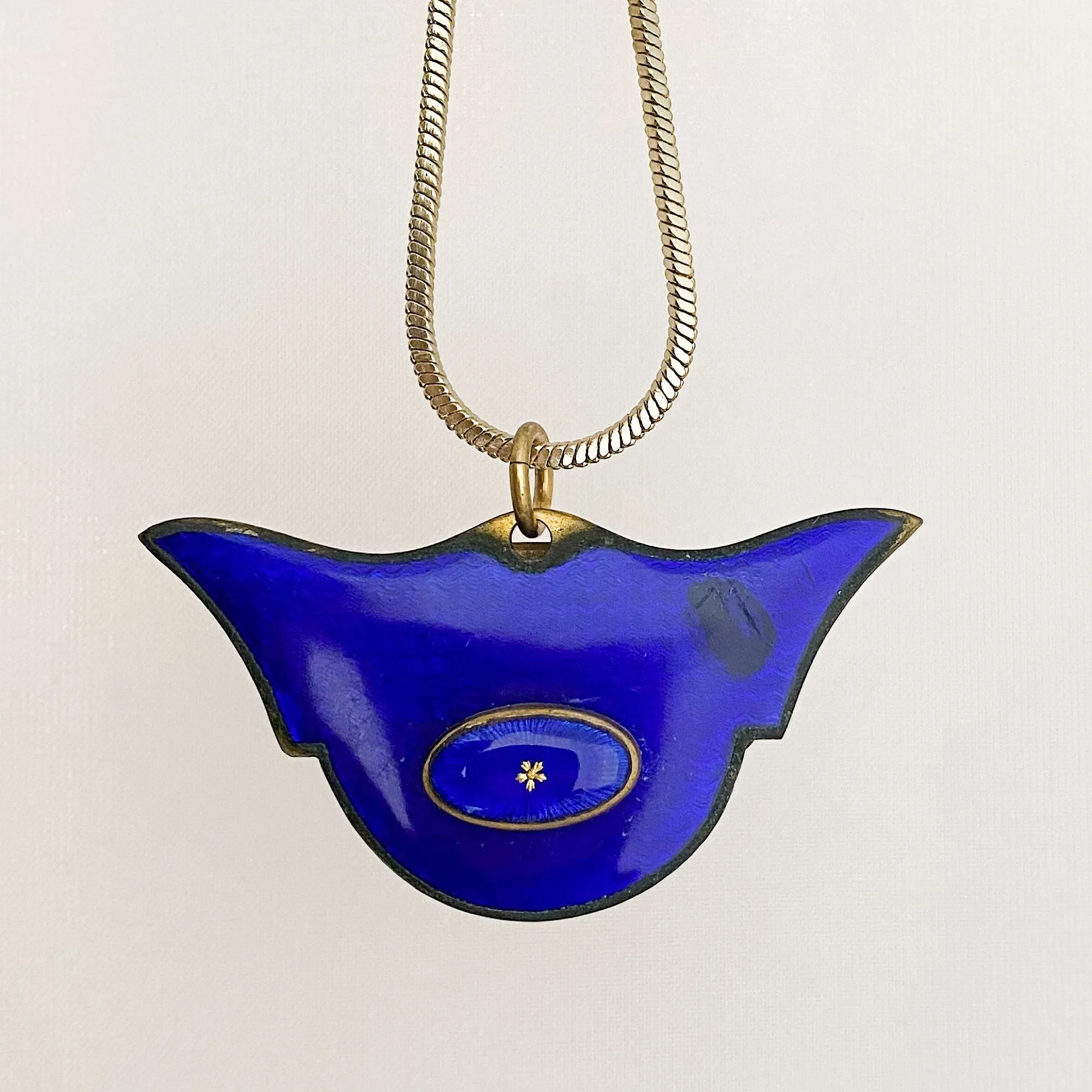 KNOX Art Deco blue enamel pendant necklace