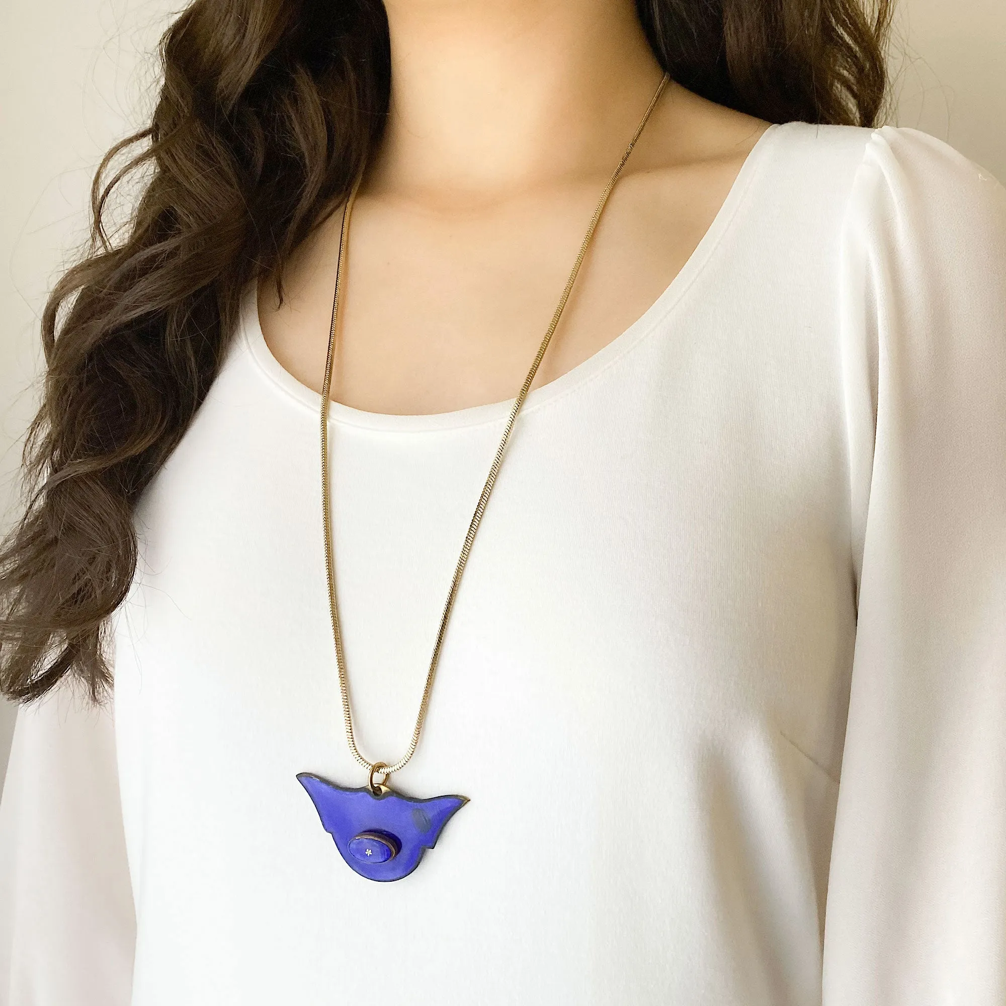 KNOX Art Deco blue enamel pendant necklace