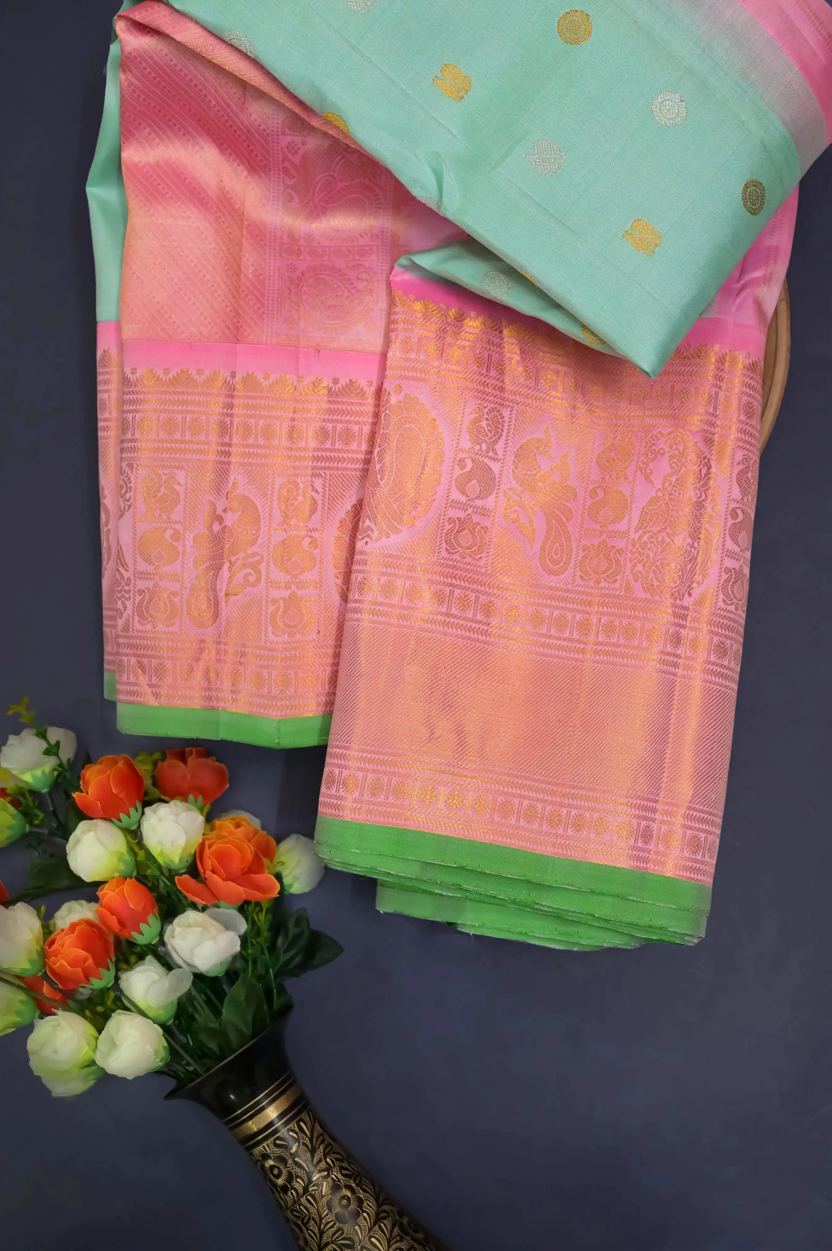 Mint Green Color Pure Gadwal Silk Saree with Kanchi Border