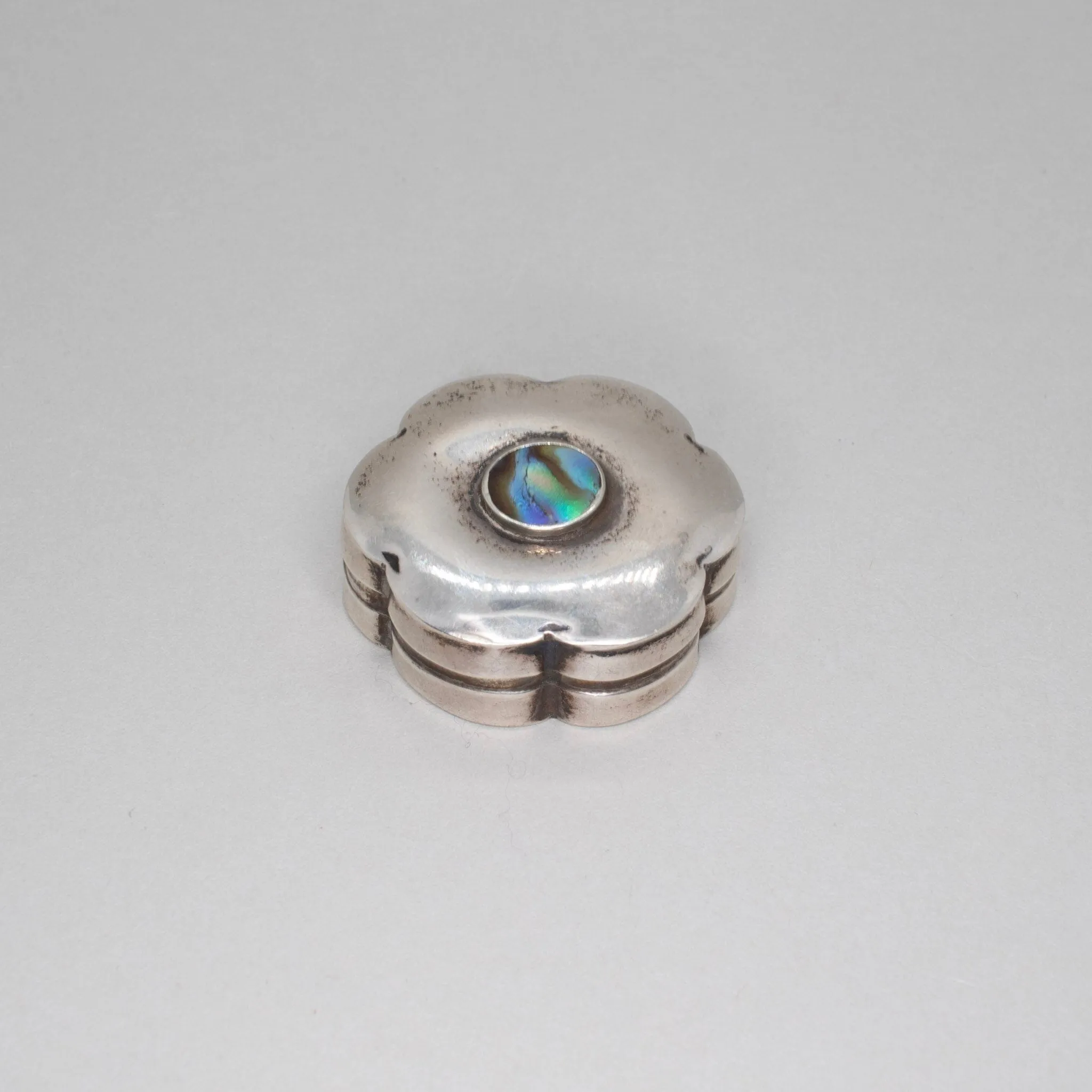 Vintage Sterling Silver Pillbox with Abalone