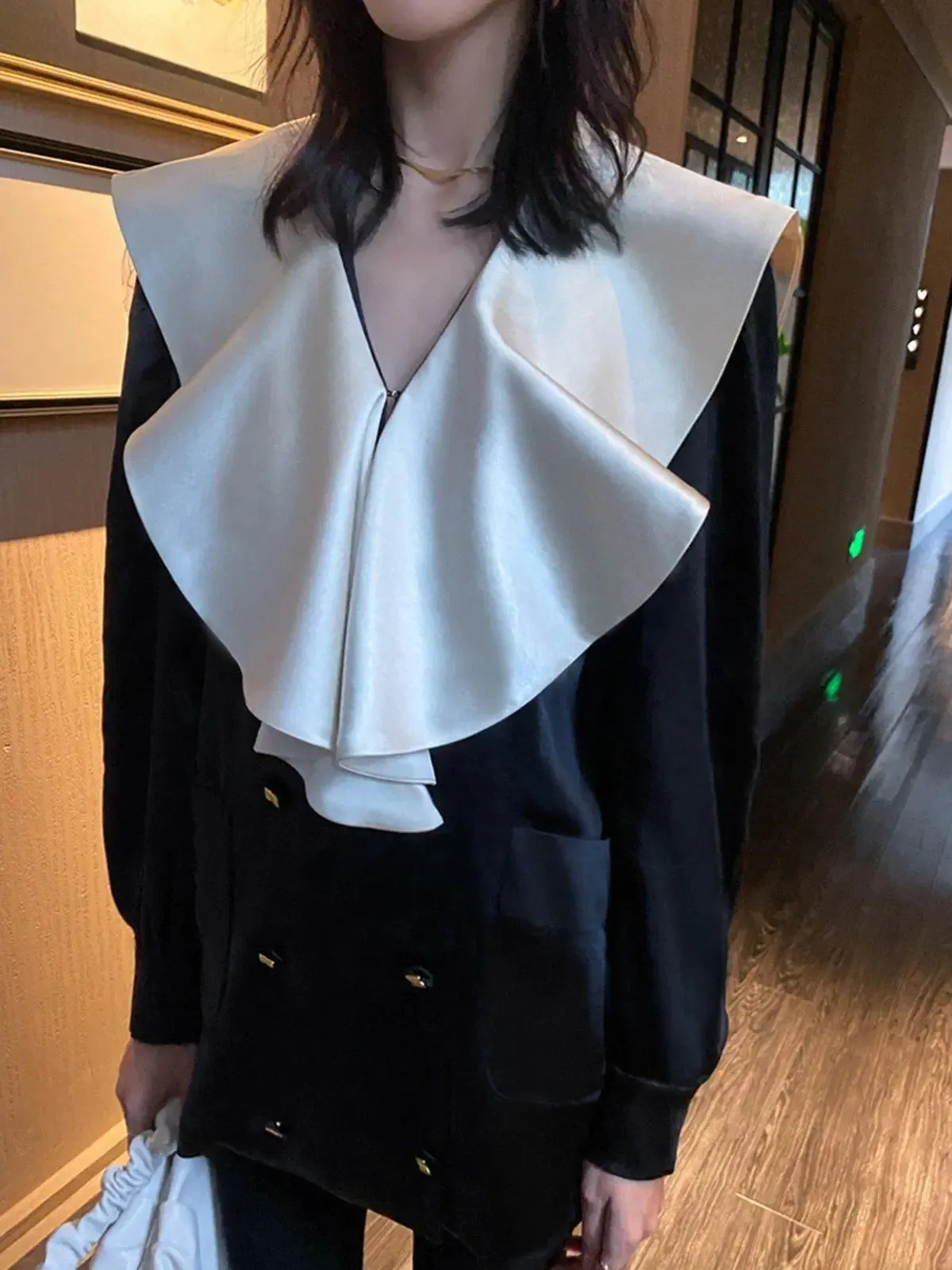 Wide Ruffle Collar Double Breasted Shirt